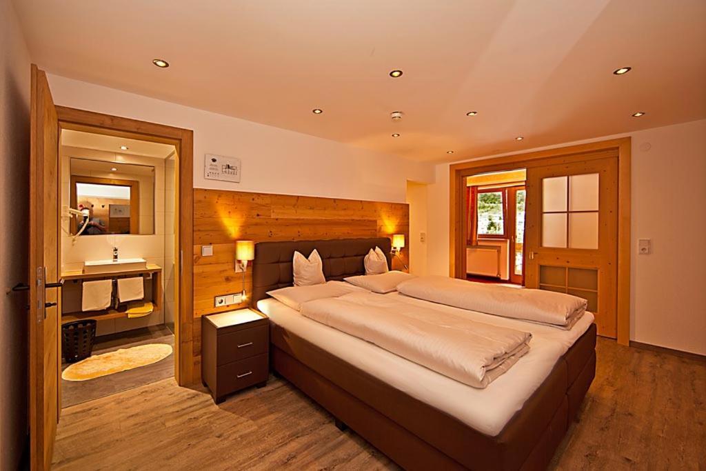Landhotel Denggerhof Mayrhofen Εξωτερικό φωτογραφία